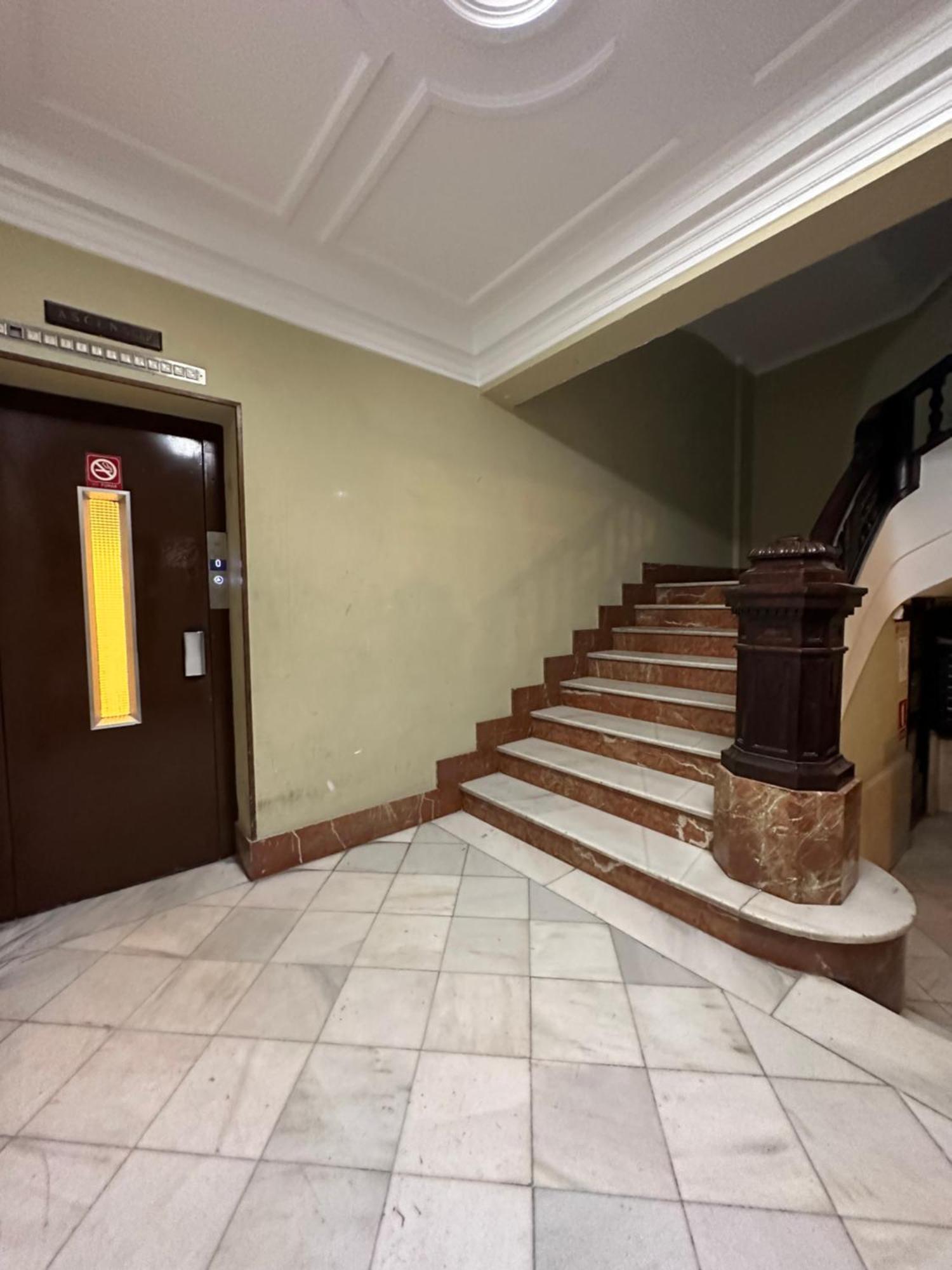 Mirador 1 Del Mercado Central - Habitacion Con Bano Privado En El Centro De La Ciudad Vella Walencja Zewnętrze zdjęcie