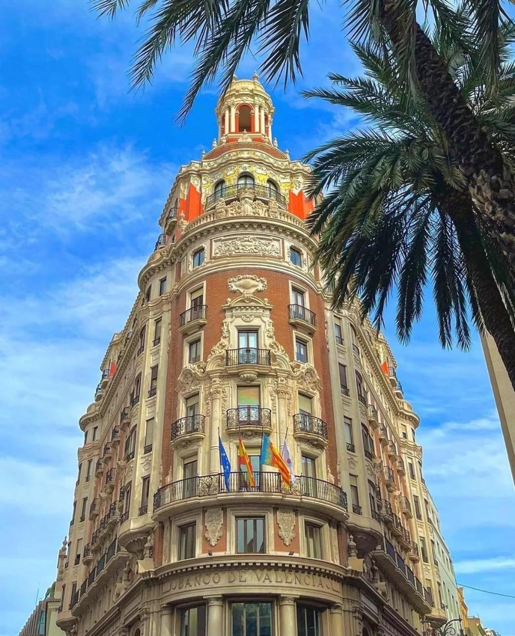 Mirador 1 Del Mercado Central - Habitacion Con Bano Privado En El Centro De La Ciudad Vella Walencja Zewnętrze zdjęcie