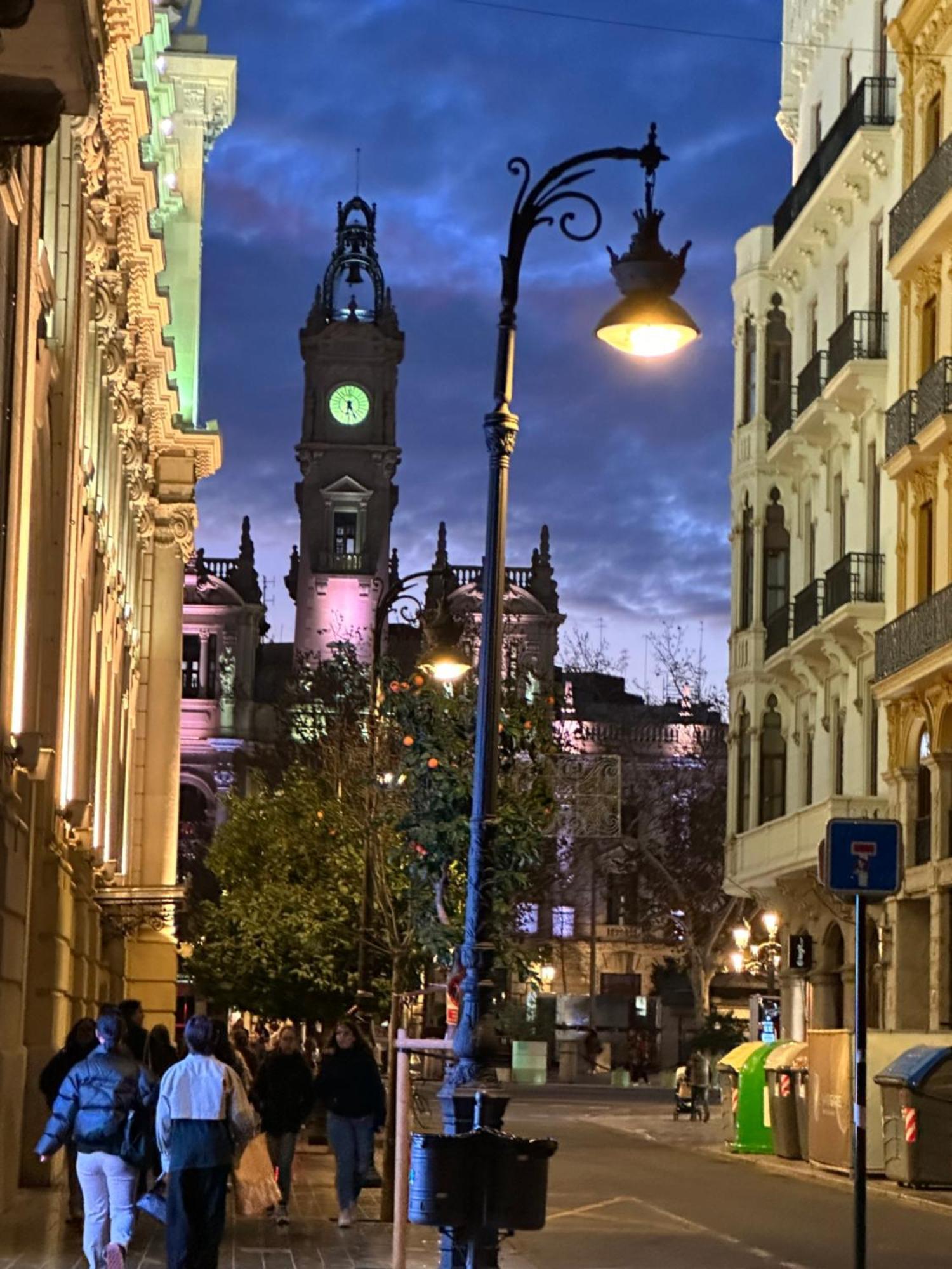 Mirador 1 Del Mercado Central - Habitacion Con Bano Privado En El Centro De La Ciudad Vella Walencja Zewnętrze zdjęcie
