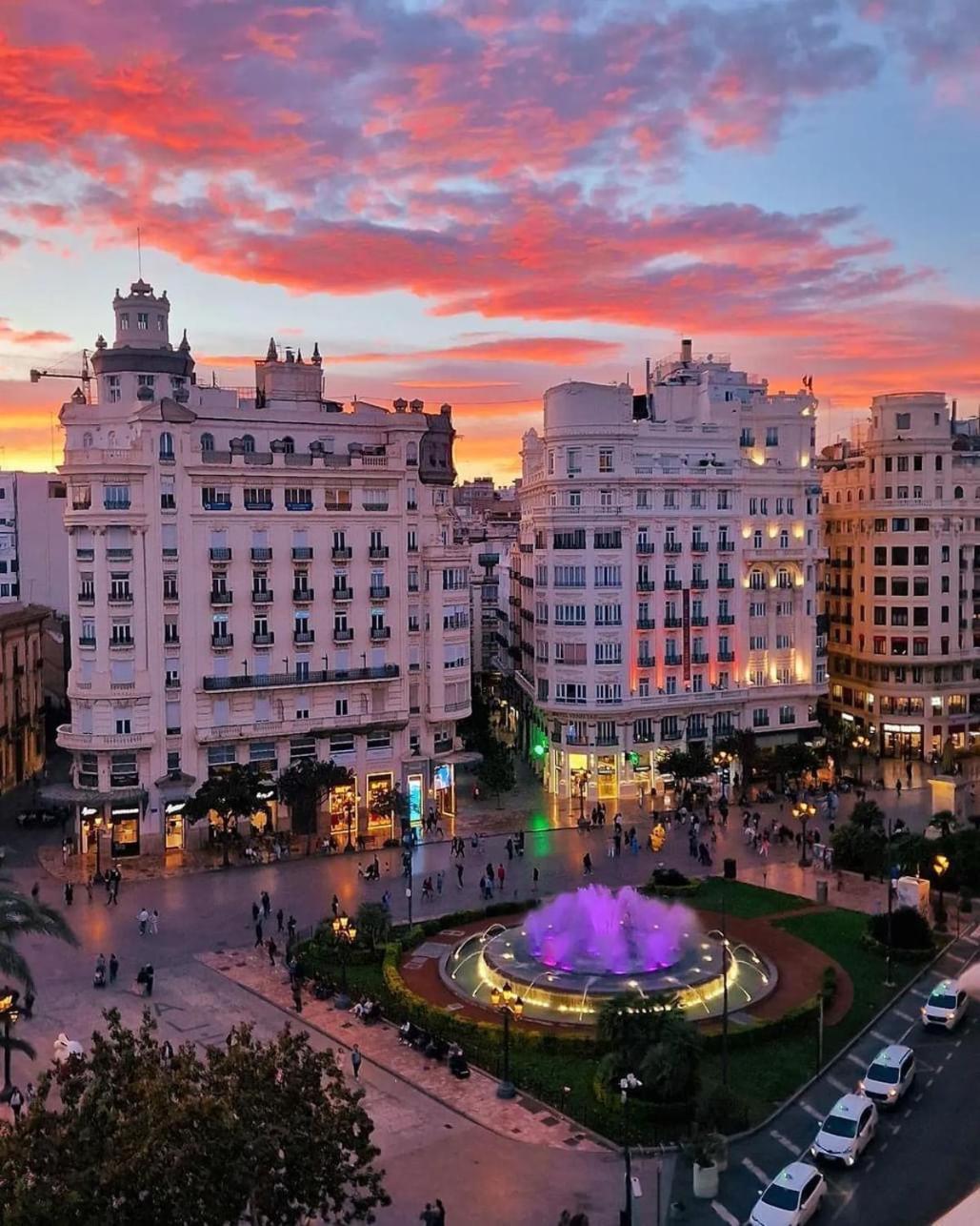 Mirador 1 Del Mercado Central - Habitacion Con Bano Privado En El Centro De La Ciudad Vella Walencja Zewnętrze zdjęcie
