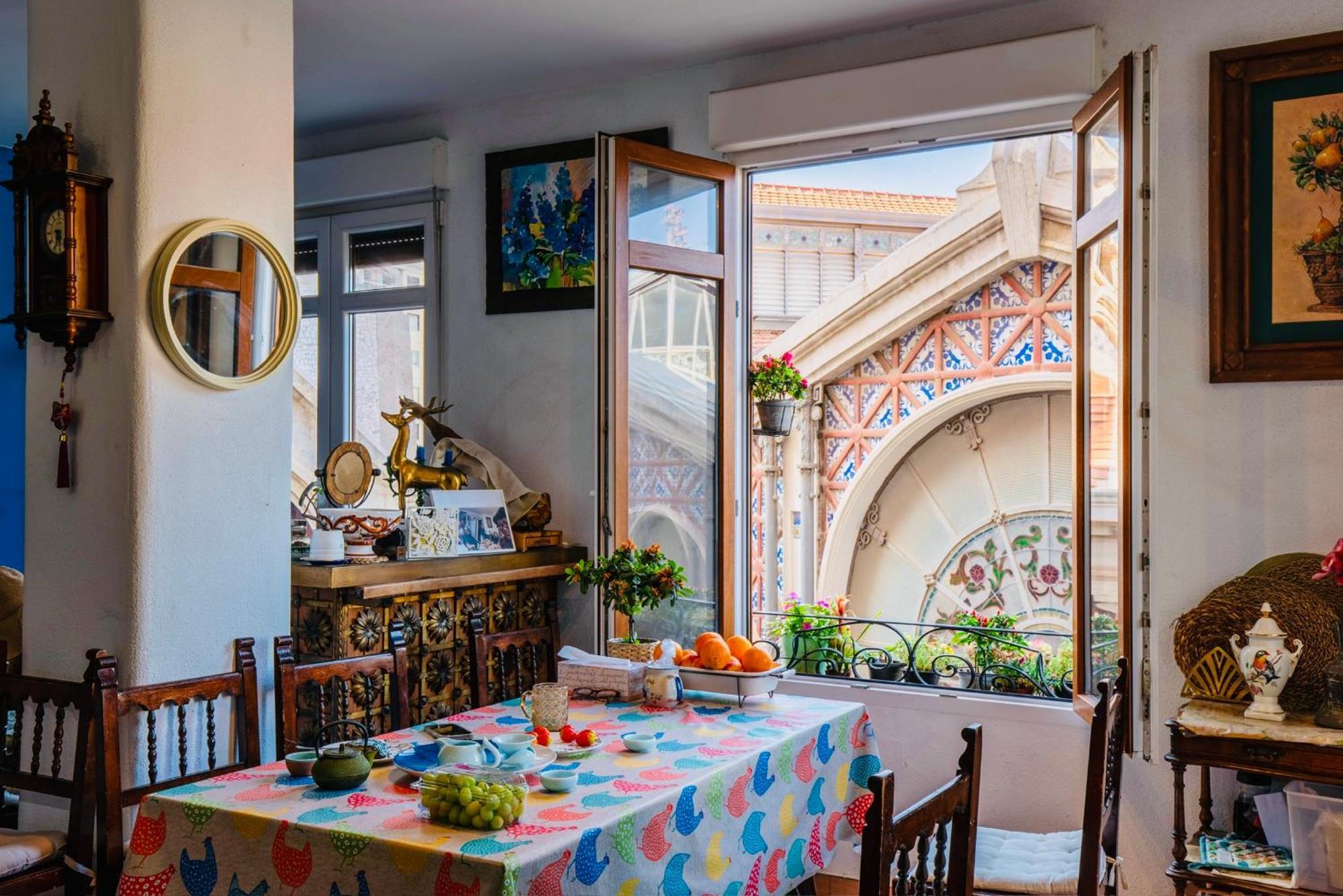 Mirador 1 Del Mercado Central - Habitacion Con Bano Privado En El Centro De La Ciudad Vella Walencja Zewnętrze zdjęcie