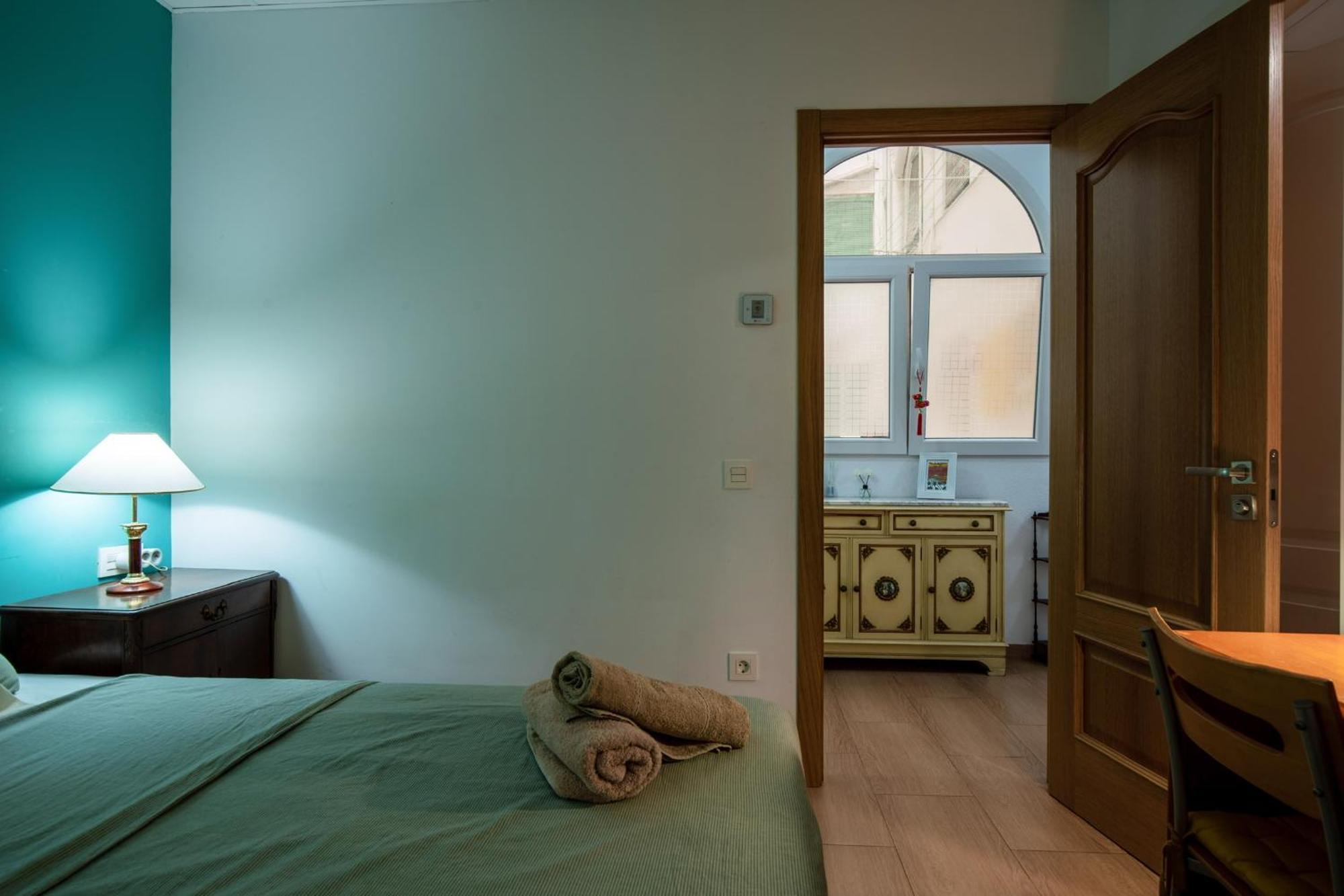 Mirador 1 Del Mercado Central - Habitacion Con Bano Privado En El Centro De La Ciudad Vella Walencja Zewnętrze zdjęcie